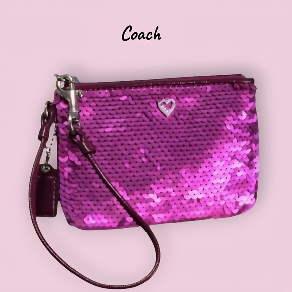 Coach Handbags - Coach Poppy Sequin Sweetheart Wristlet